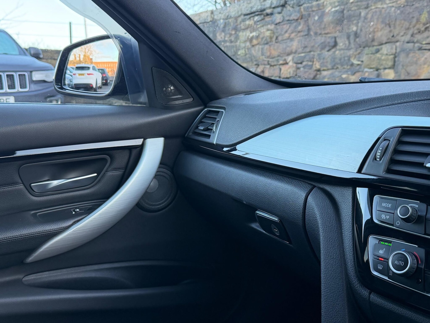 Used BMW 3 Series 2017 for sale - 76975701: Photo 52