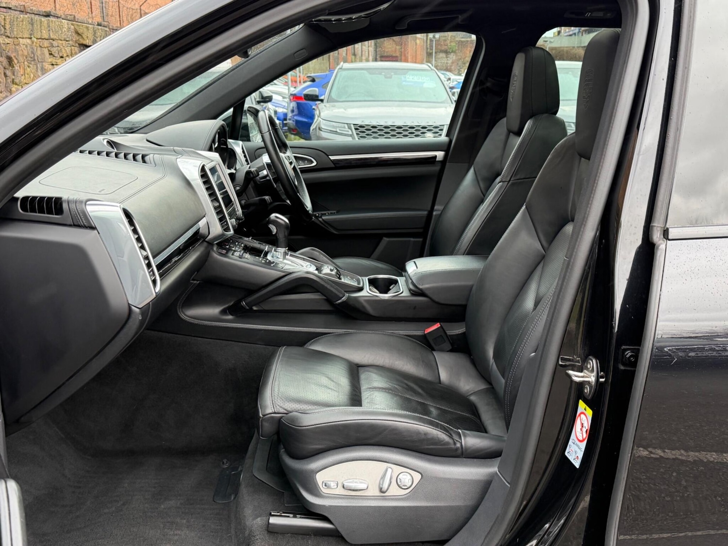 Used Porsche Cayenne 2017 for sale - 77267534: Photo 17