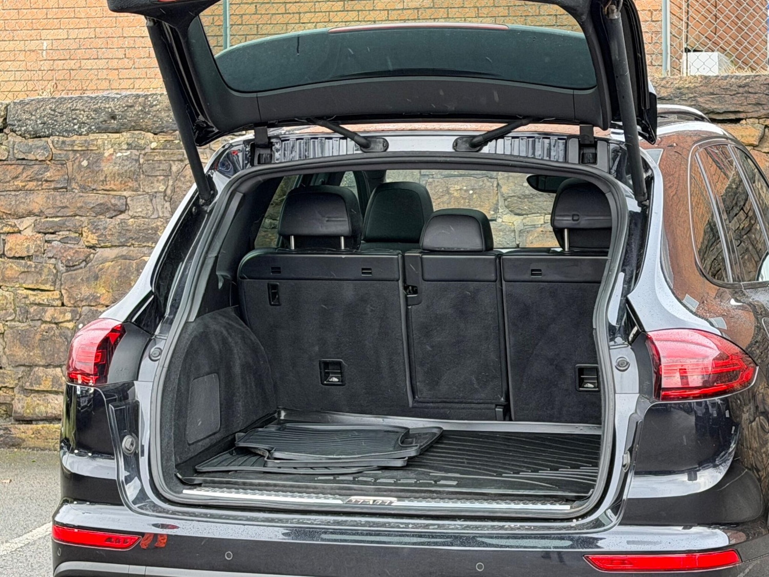 Used Porsche Cayenne 2017 for sale - 77267534: Photo 22