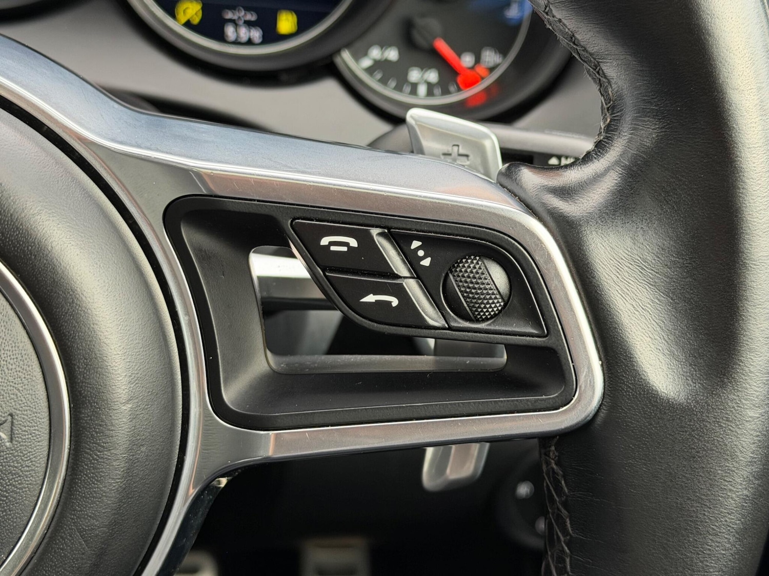 Used Porsche Cayenne 2017 for sale - 77267534: Photo 27