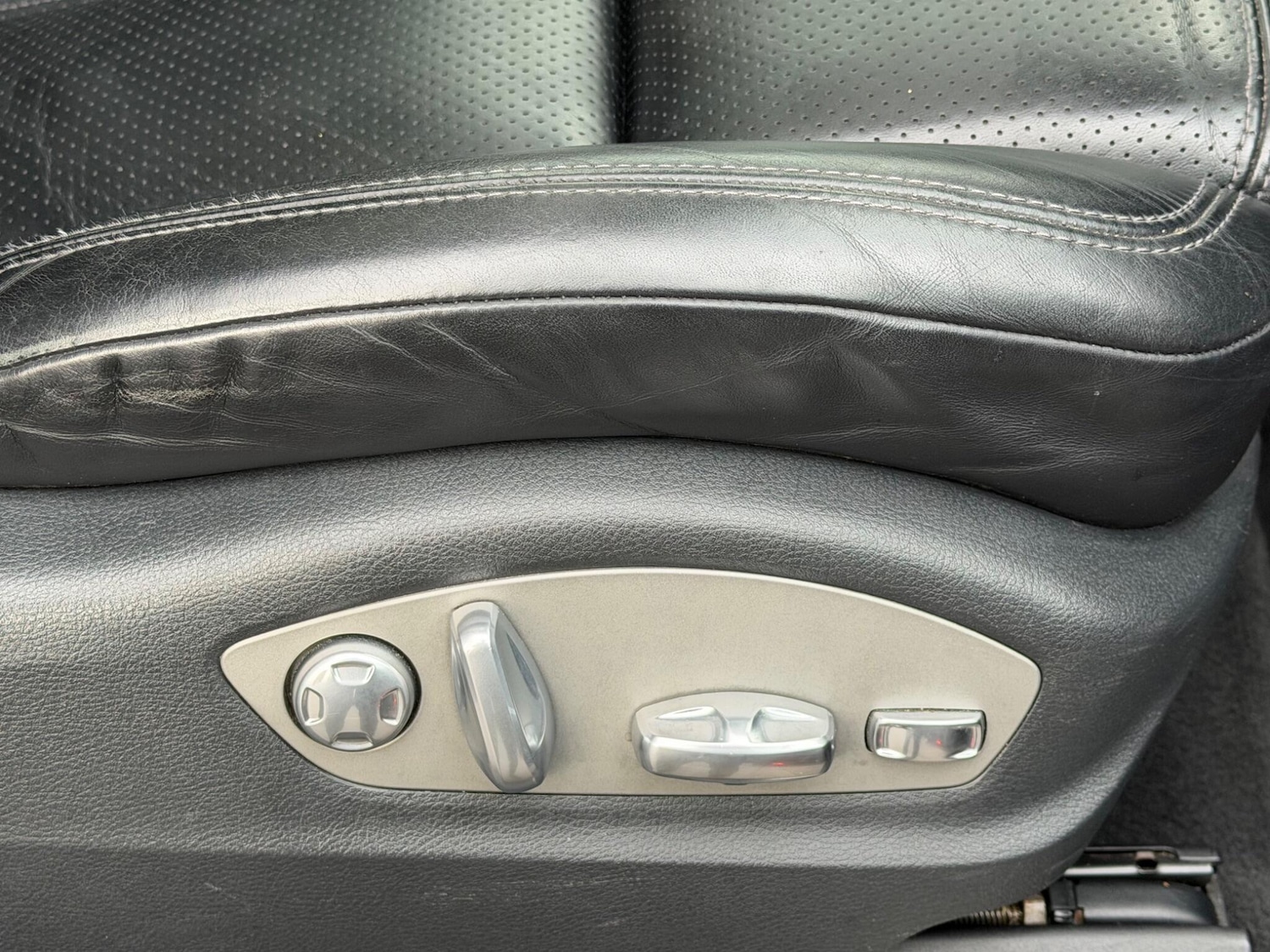 Used Porsche Cayenne 2017 for sale - 77267534: Photo 49