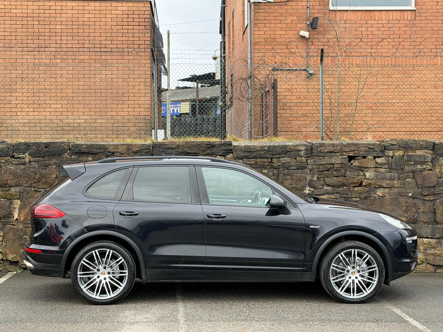 Used Porsche Cayenne 2017 for sale - 77267534: Photo 8