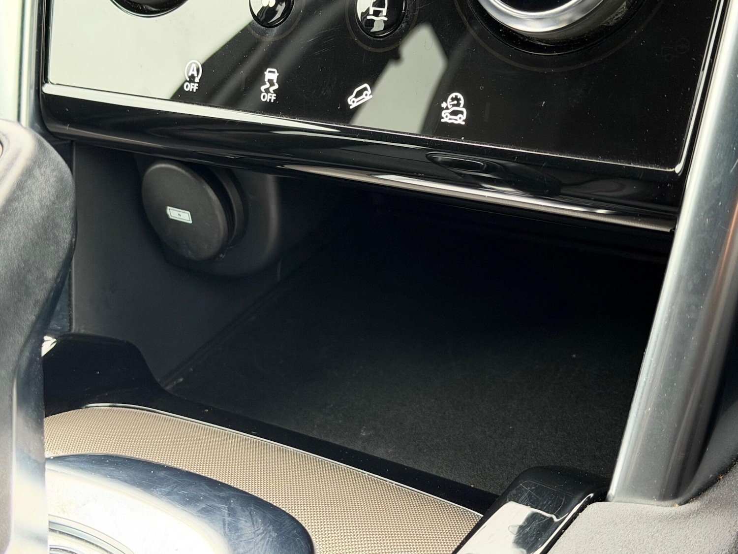 Used Land Rover Discovery Sport 2019 for sale - 77574115: Photo 39