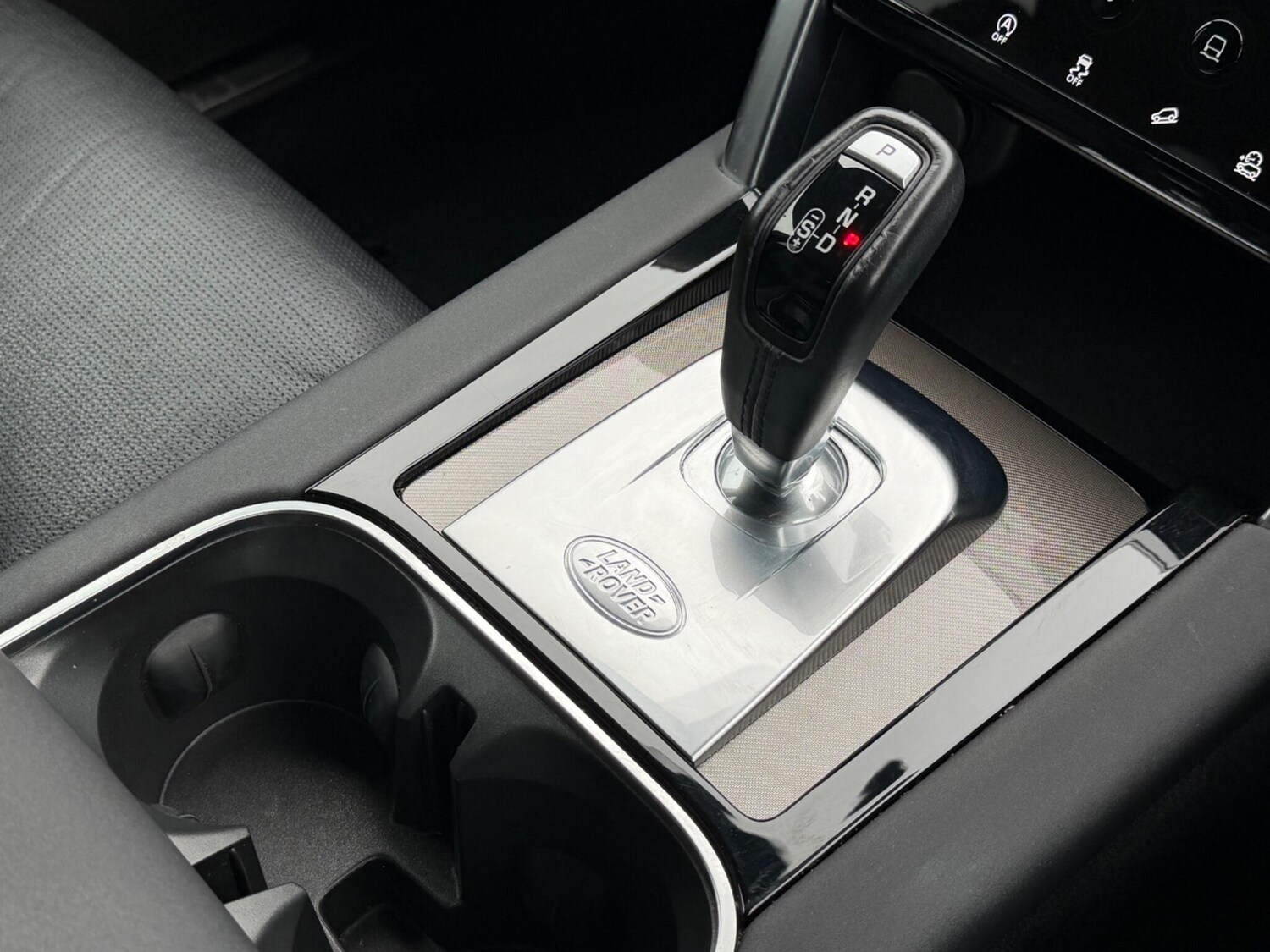 Used Land Rover Discovery Sport 2019 for sale - 77574115: Photo 40