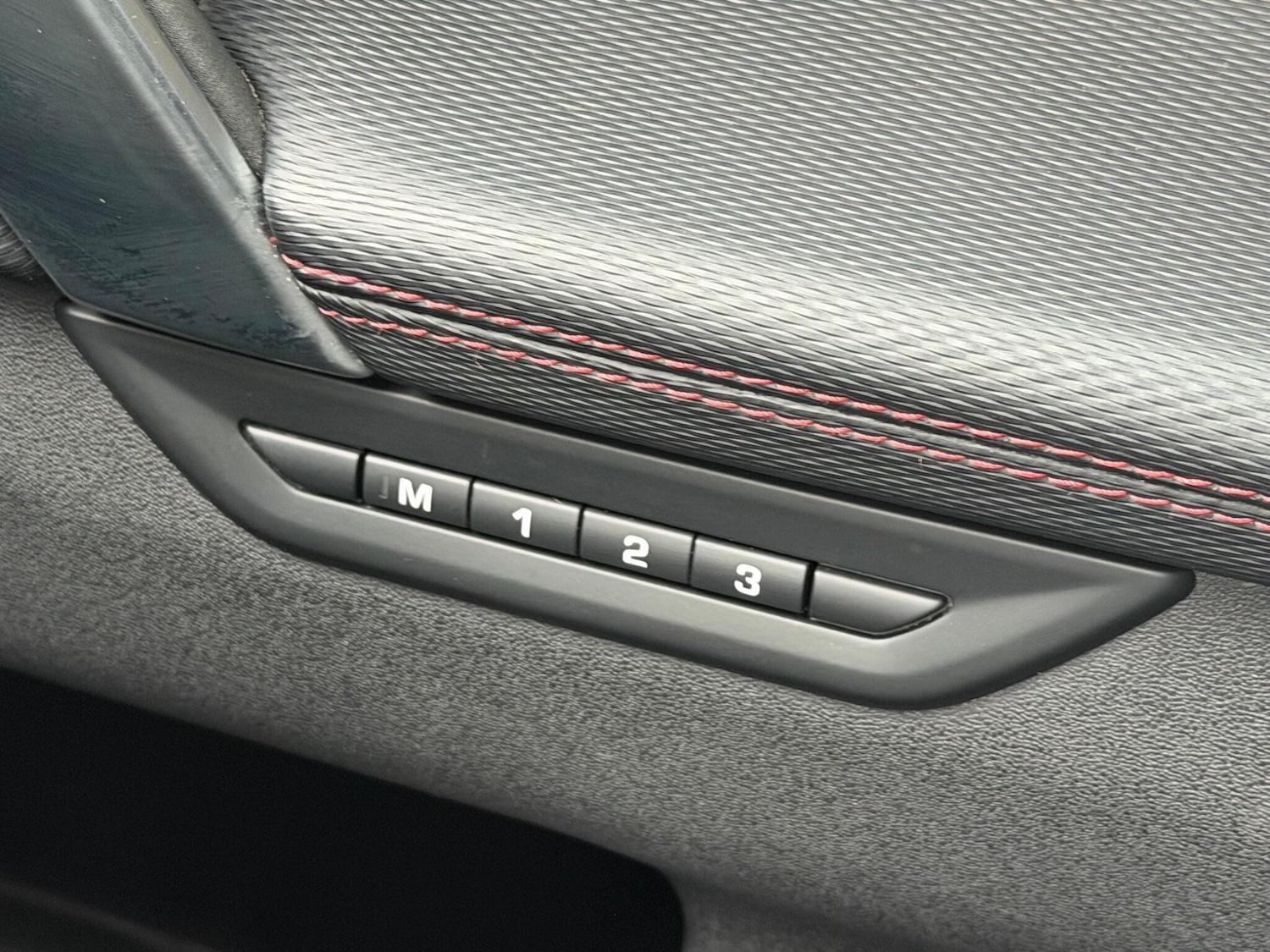 Used Land Rover Discovery Sport 2019 for sale - 77574115: Photo 46