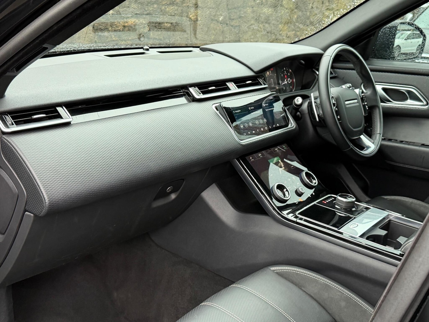 Used Land Rover Range Rover Velar 2019 for sale - 76781238: Photo 15