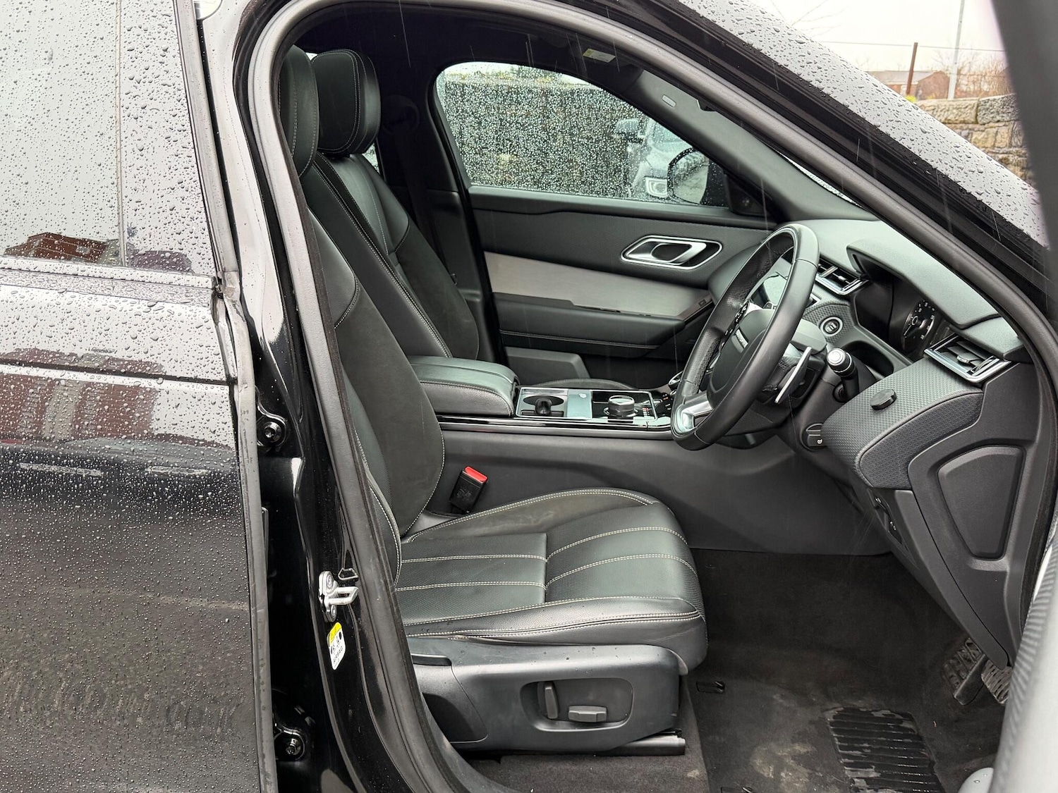 Used Land Rover Range Rover Velar 2019 for sale - 76781238: Photo 16