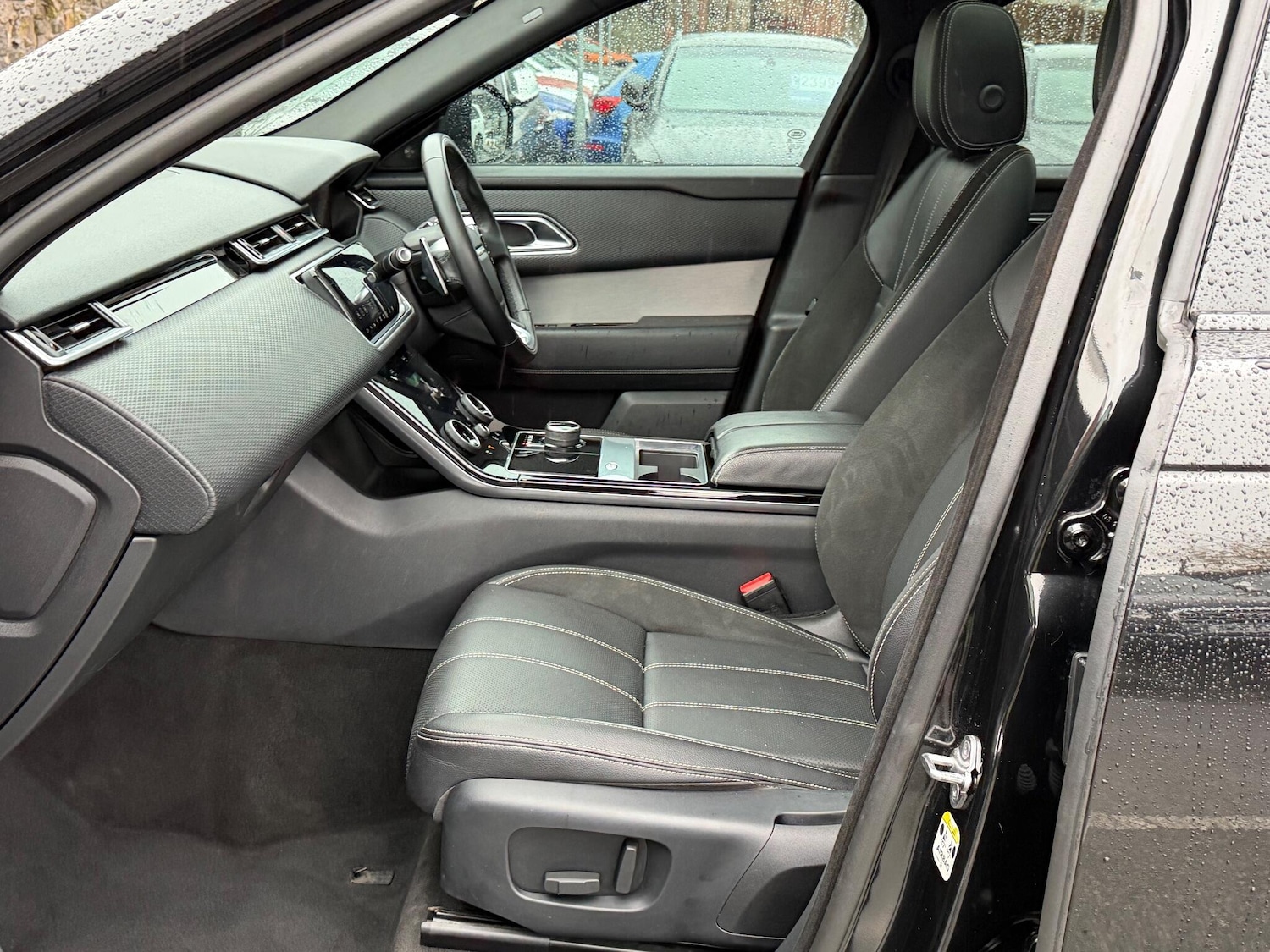 Used Land Rover Range Rover Velar 2019 for sale - 76781238: Photo 17