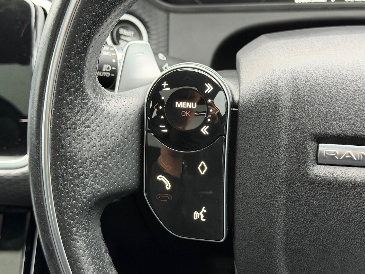 Used Land Rover Range Rover Velar 2019 for sale - 76781238: Photo 29