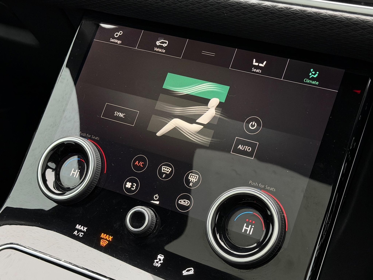 Used Land Rover Range Rover Velar 2019 for sale - 76781238: Photo 42