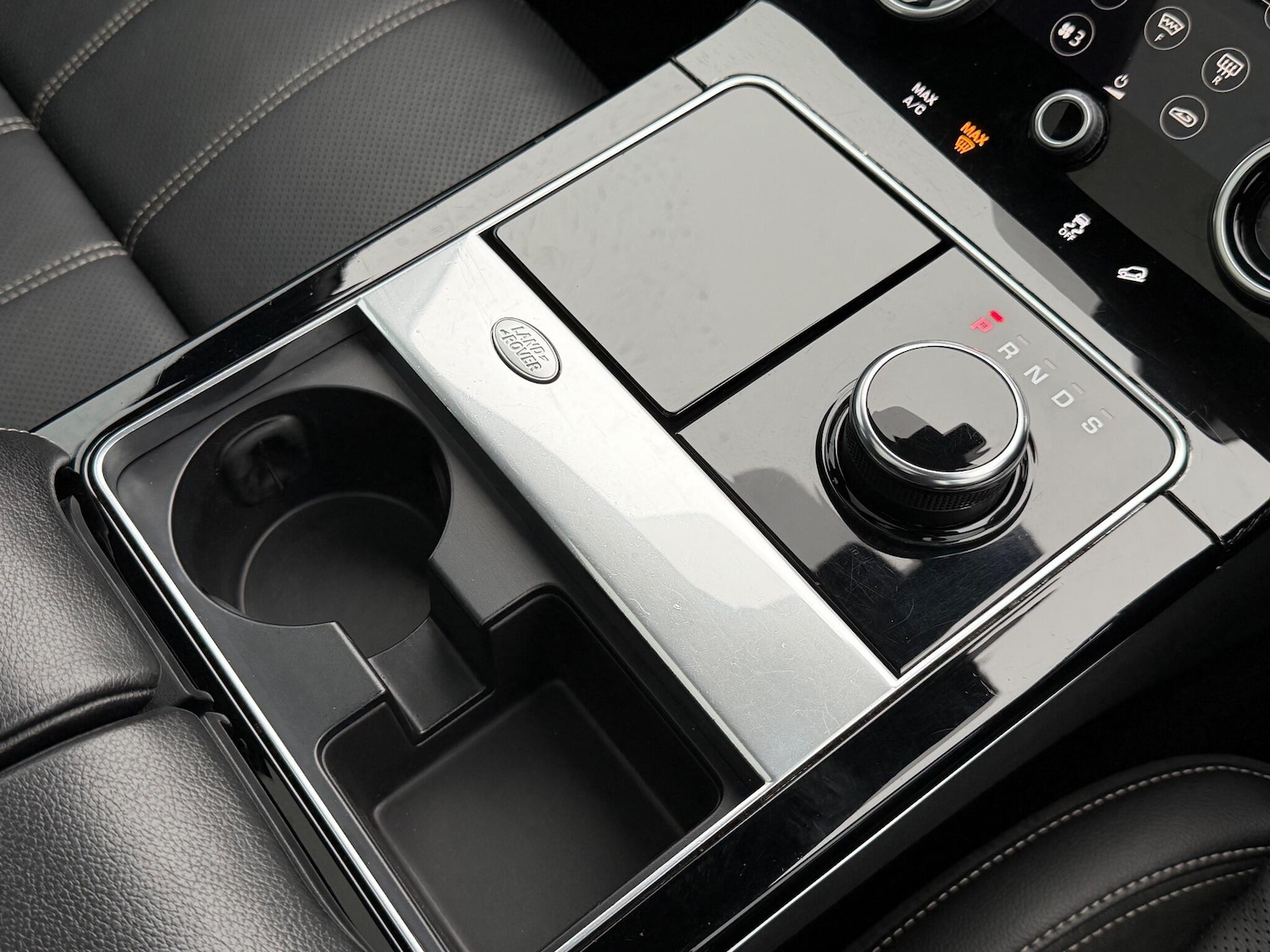 Used Land Rover Range Rover Velar 2019 for sale - 76781238: Photo 45