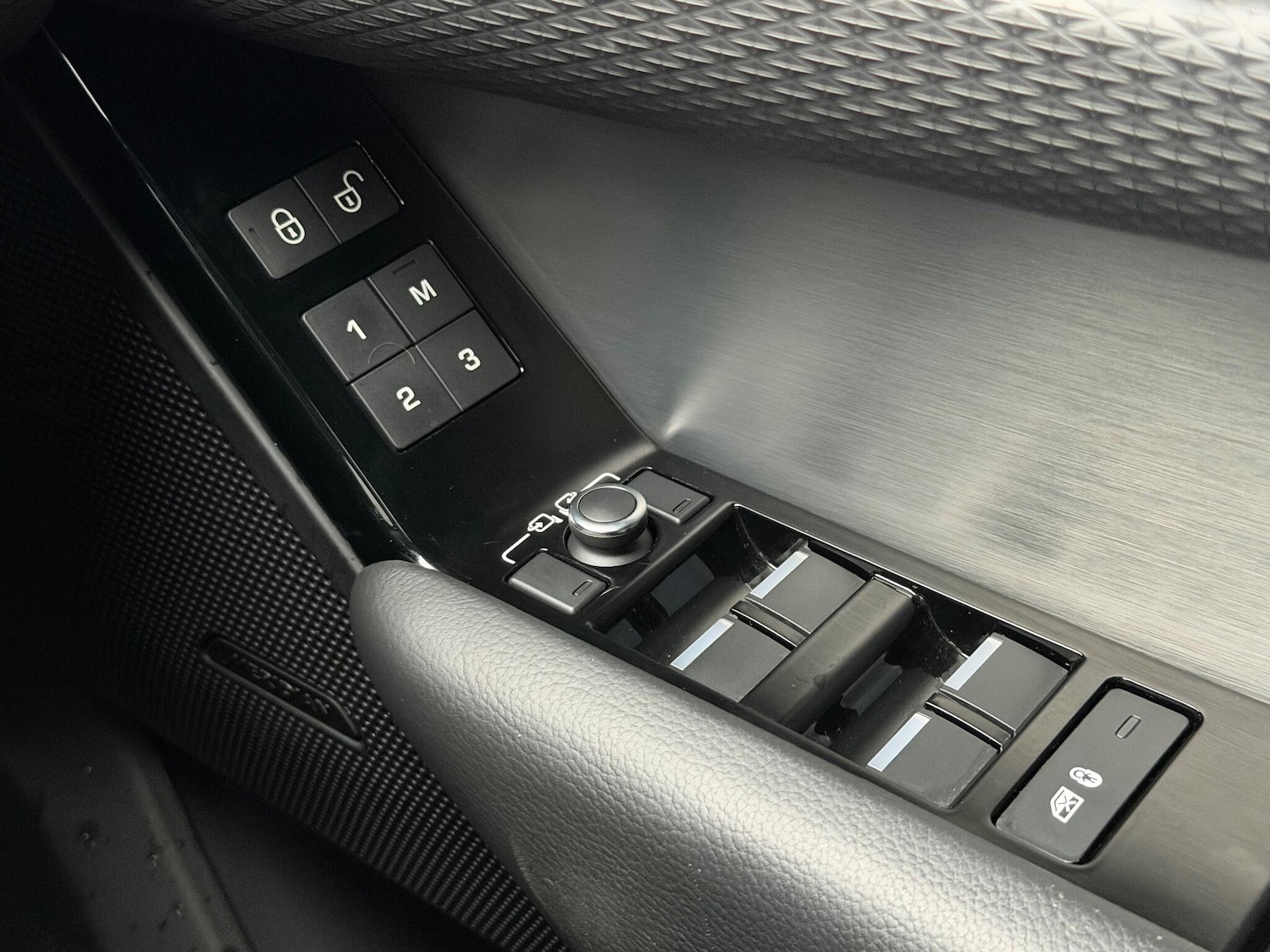 Used Land Rover Range Rover Velar 2019 for sale - 76781238: Photo 50