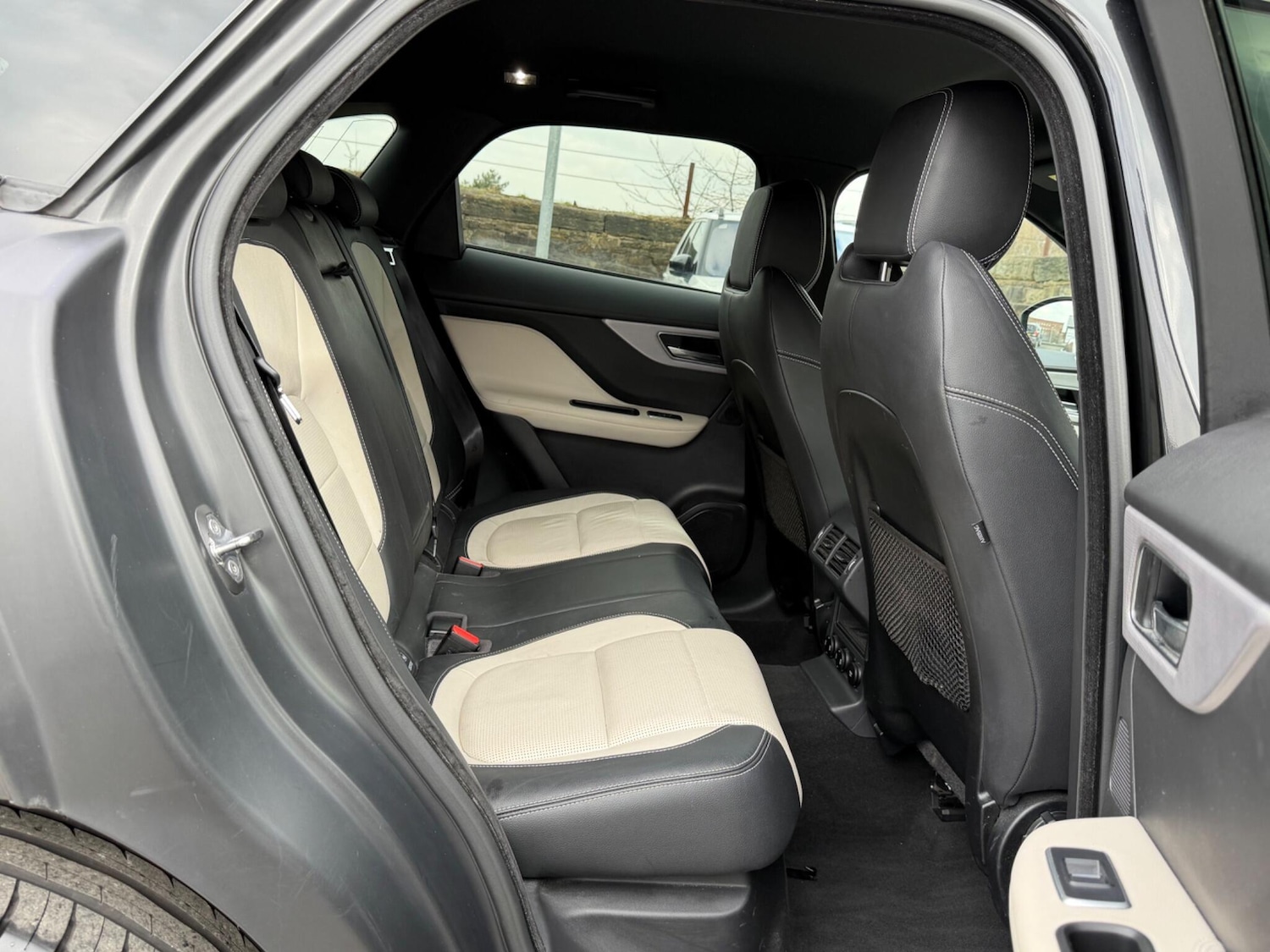 Used Jaguar F-Pace 2018 for sale - 77625854: Photo 18