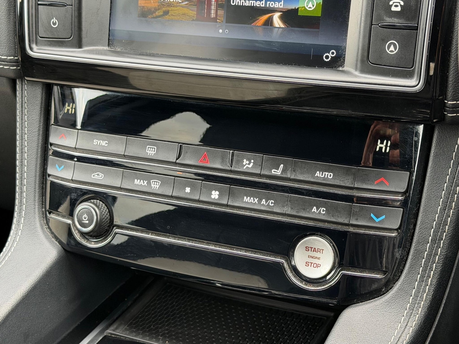 Used Jaguar F-Pace 2018 for sale - 77625854: Photo 38