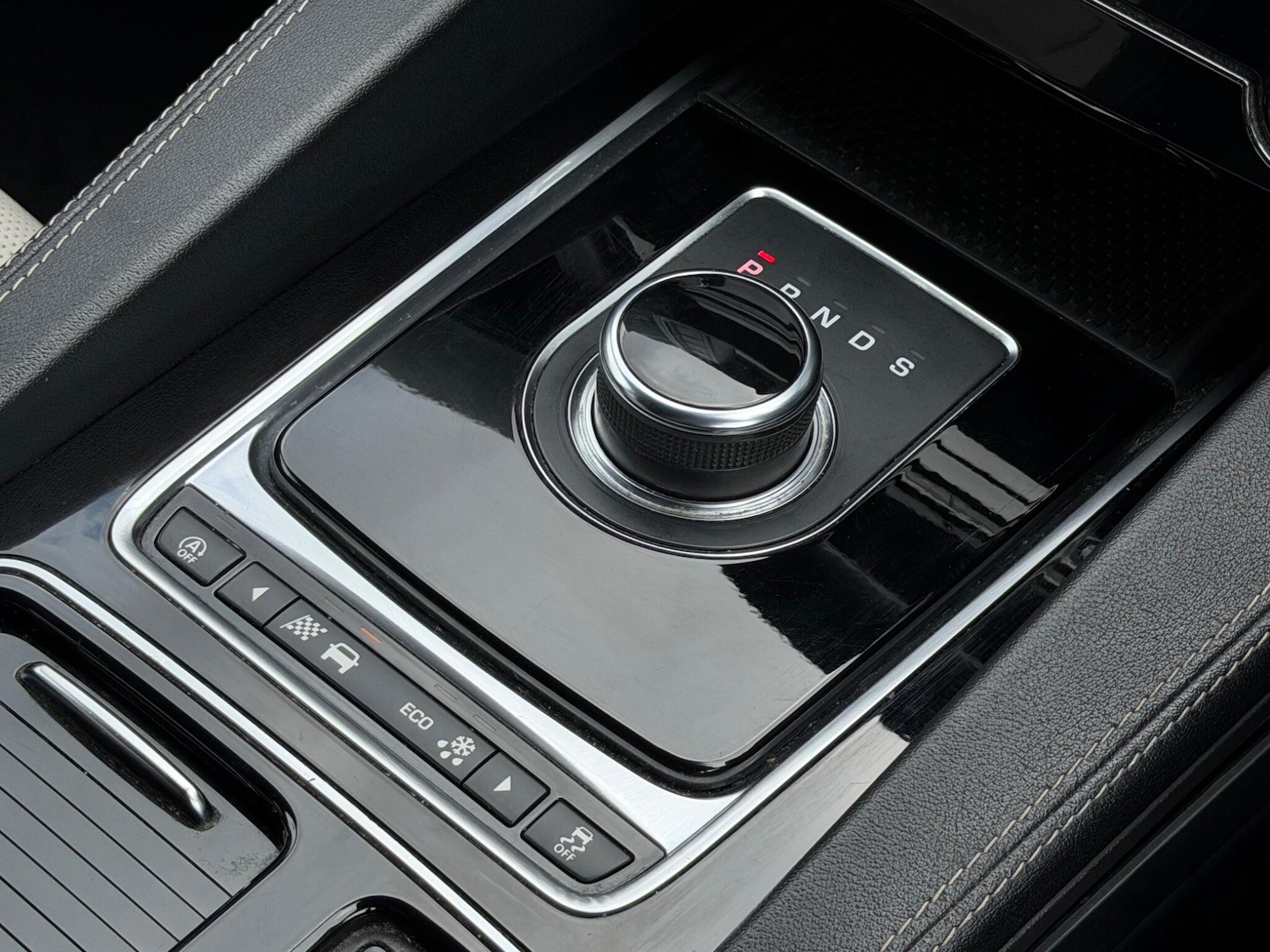 Used Jaguar F-Pace 2018 for sale - 77625854: Photo 41