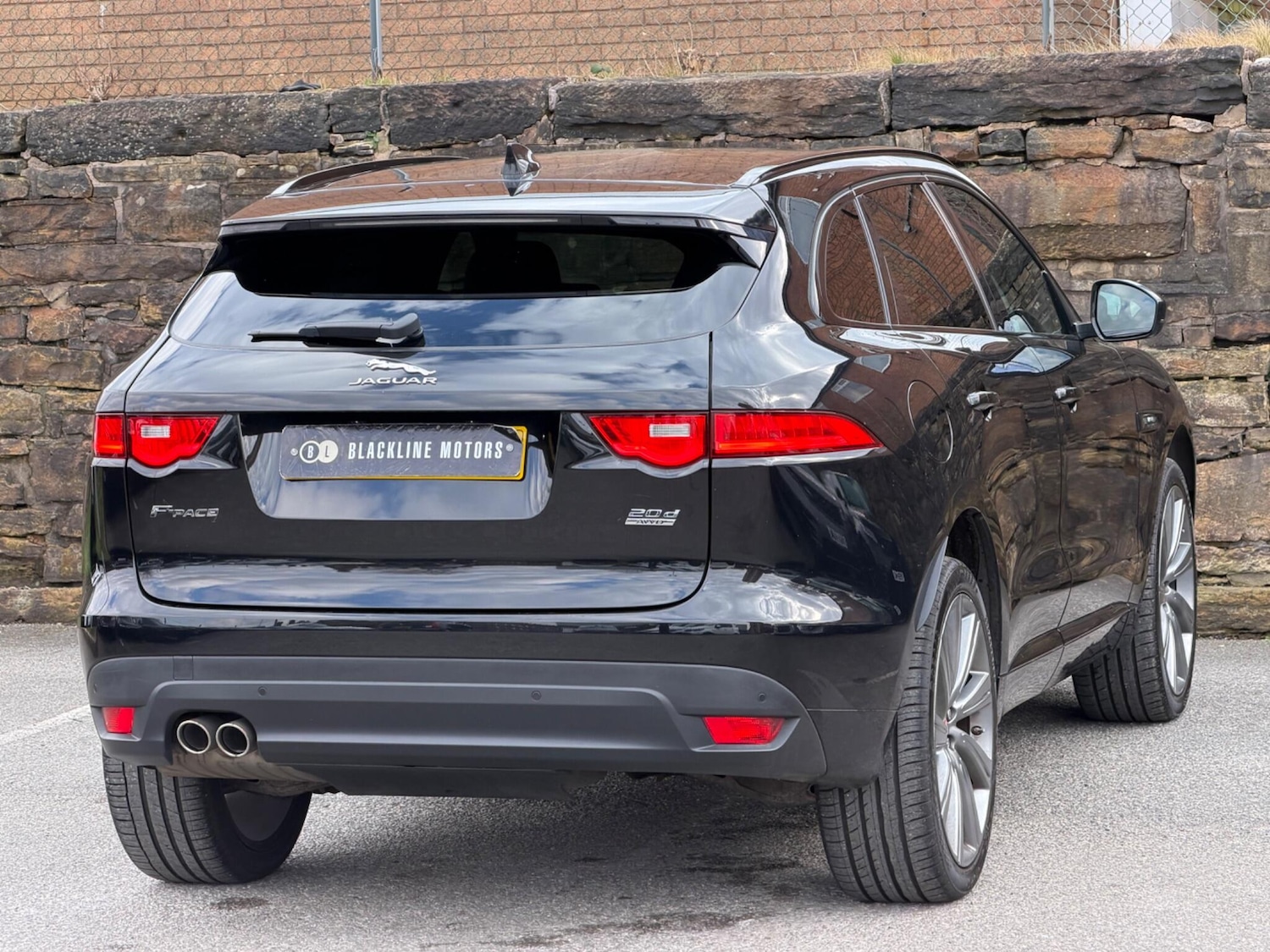 Used Jaguar F-Pace 2018 for sale - 77625854: Photo 7