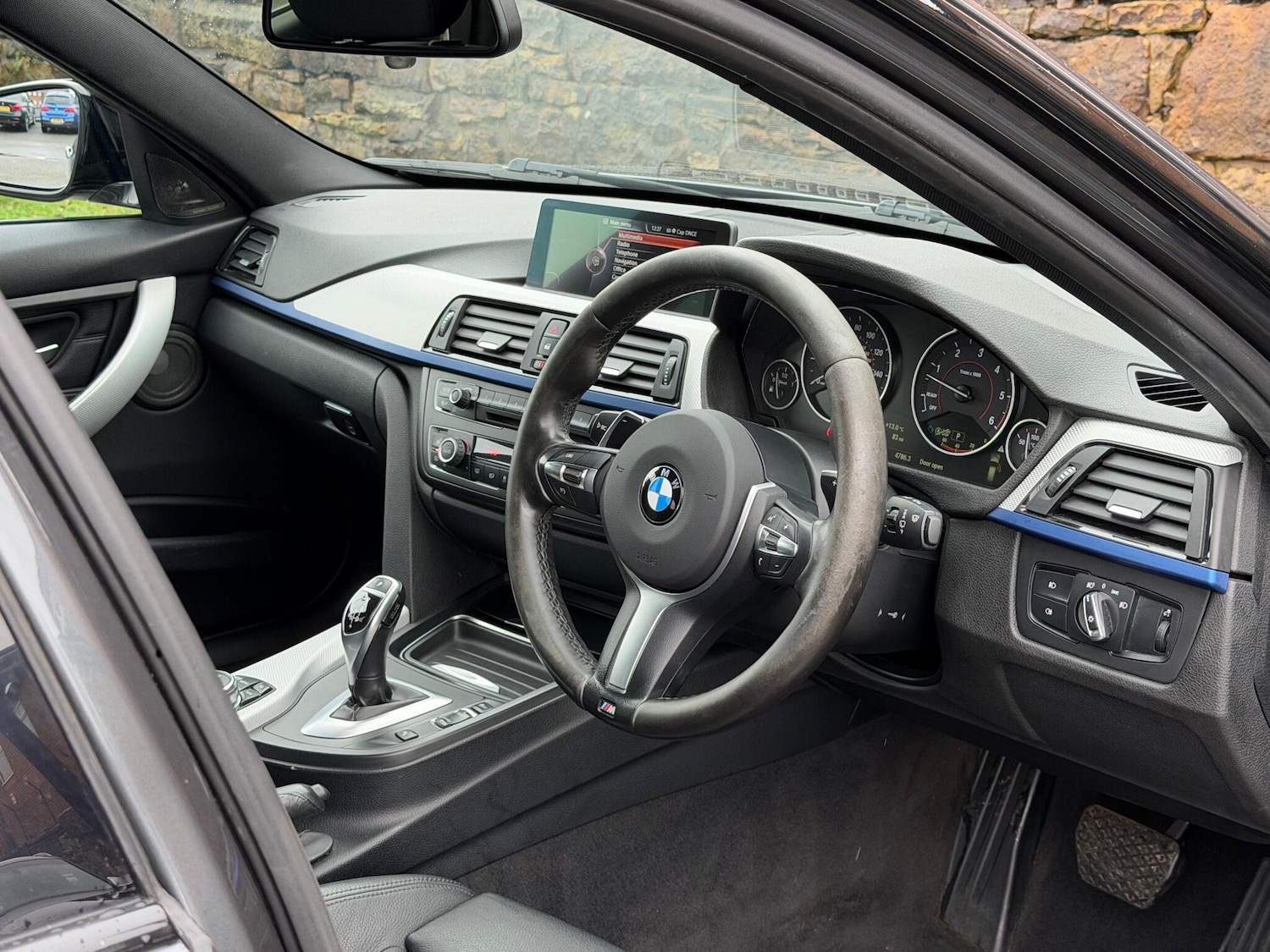 Used BMW 3 Series 2014 for sale - 76432456: Photo 12