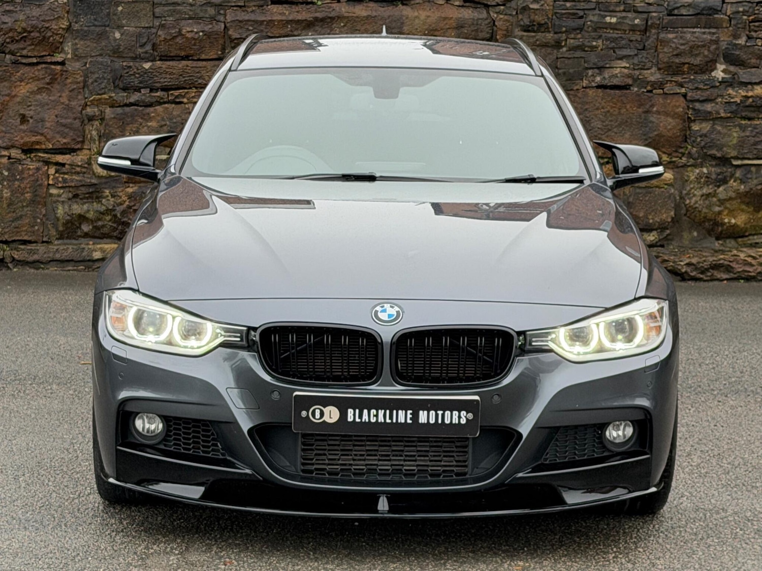 Used BMW 3 Series 2014 for sale - 76432456: Photo 2