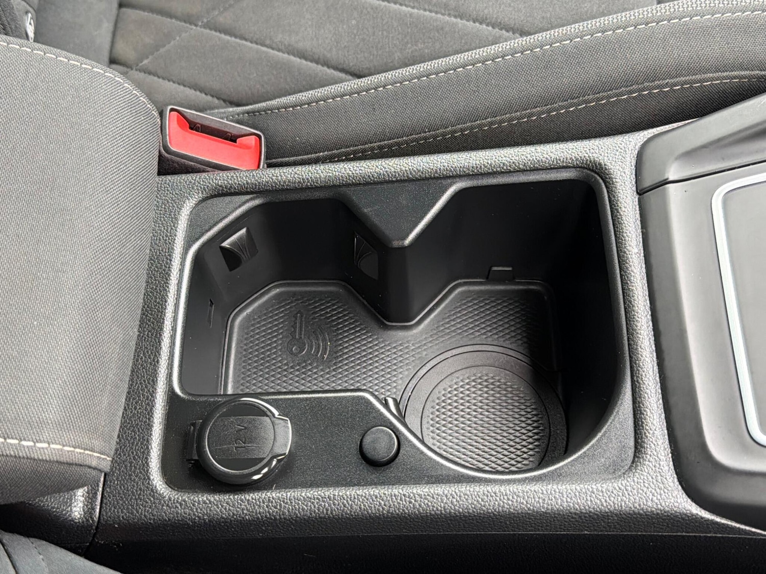 Used Volkswagen Golf 2021 for sale - 77575167: Photo 42