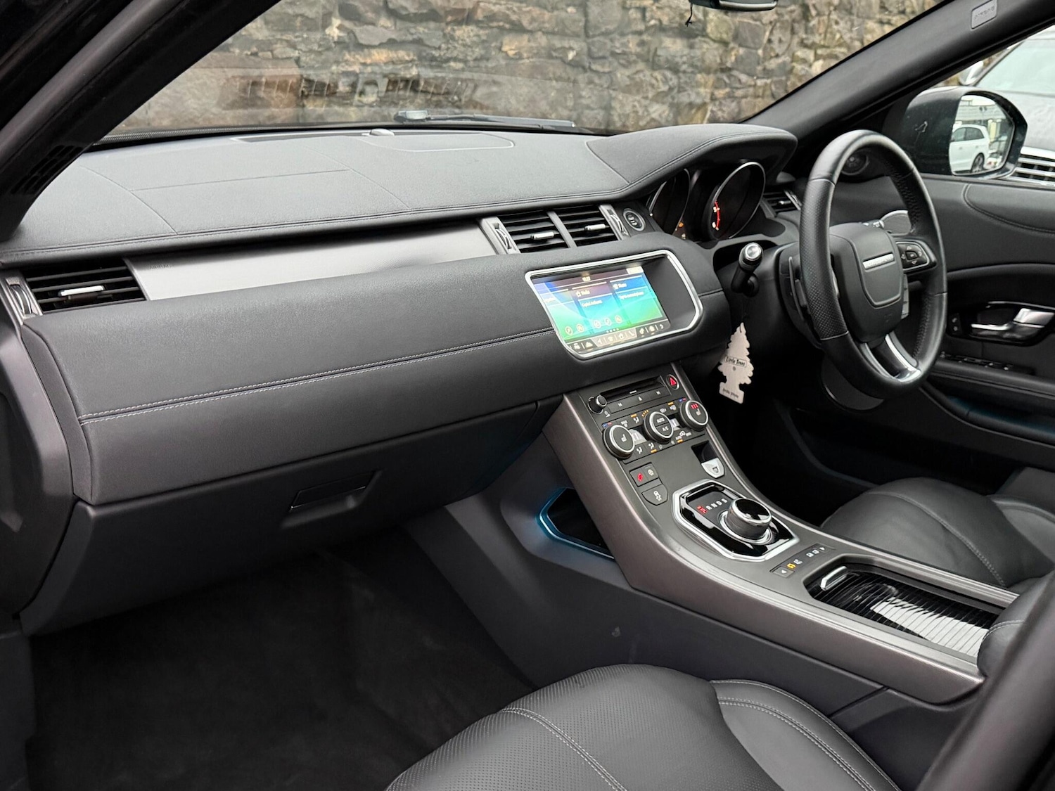 Used Land Rover Range Rover Evoque 2018 for sale - 76633848: Photo 15