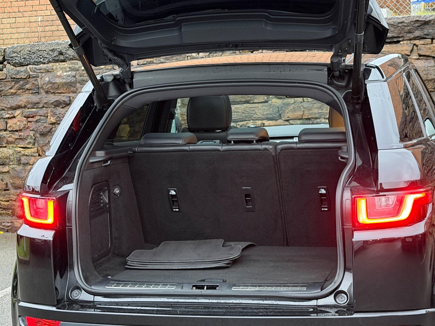 Used Land Rover Range Rover Evoque 2018 for sale - 76633848: Photo 22