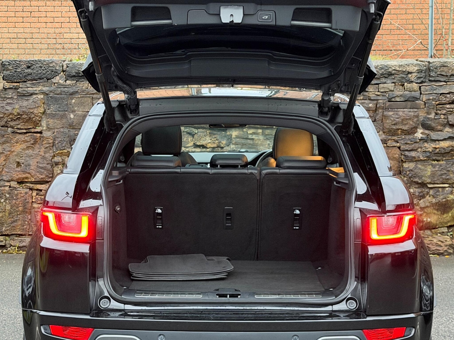 Used Land Rover Range Rover Evoque 2018 for sale - 76633848: Photo 23