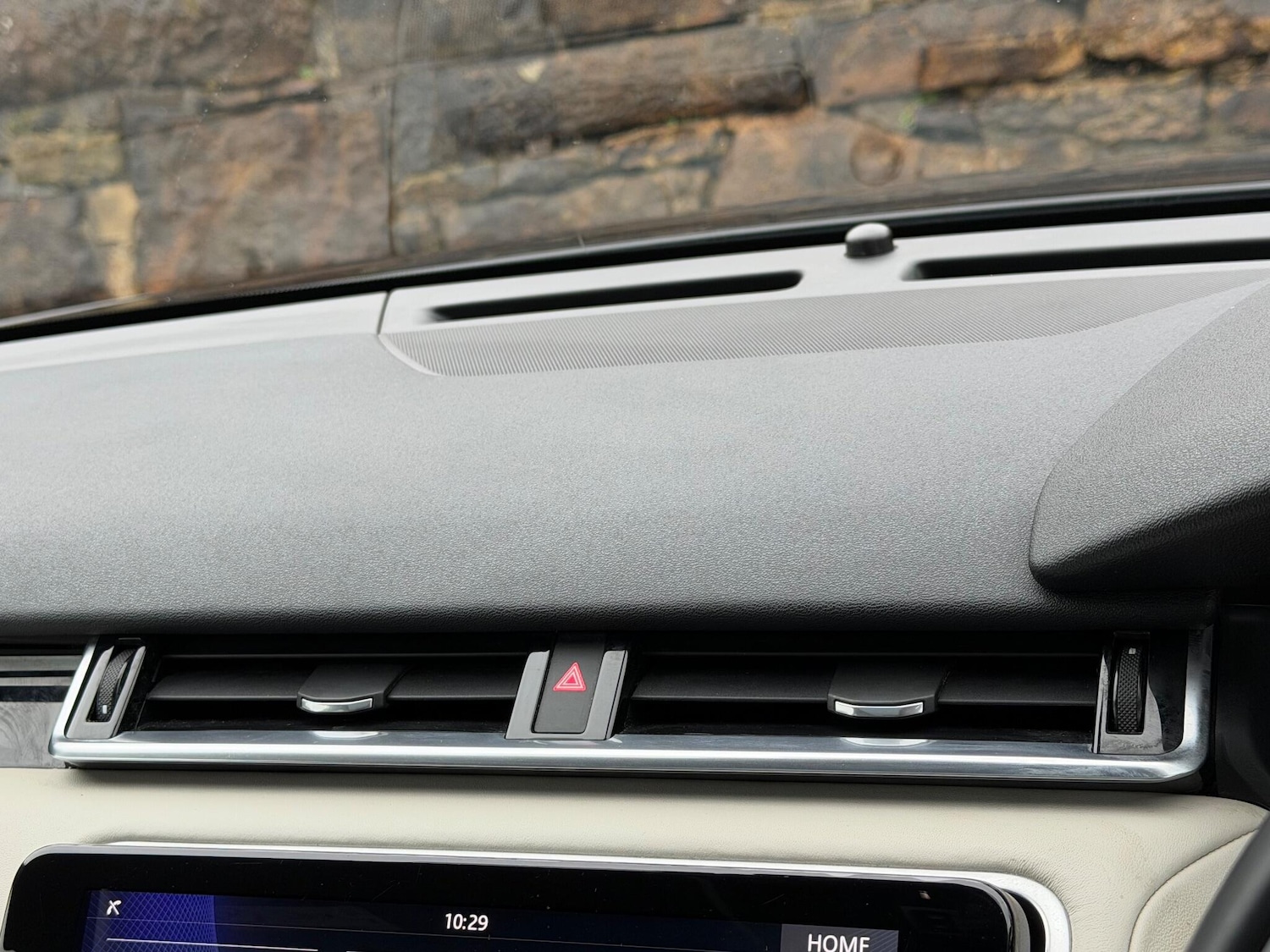 Used Land Rover Range Rover Velar 2019 for sale - 76584910: Photo 30