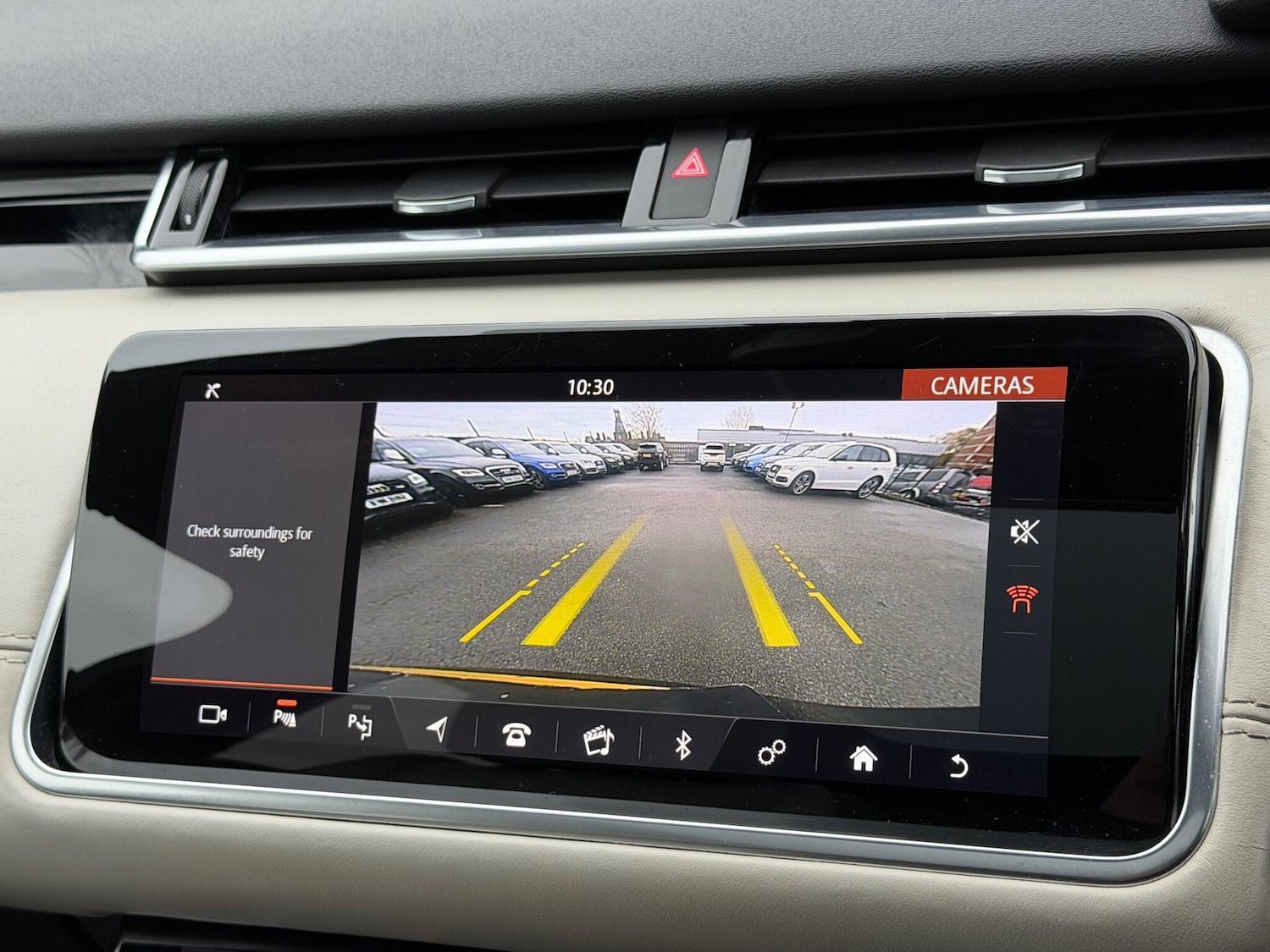 Used Land Rover Range Rover Velar 2019 for sale - 76584910: Photo 35