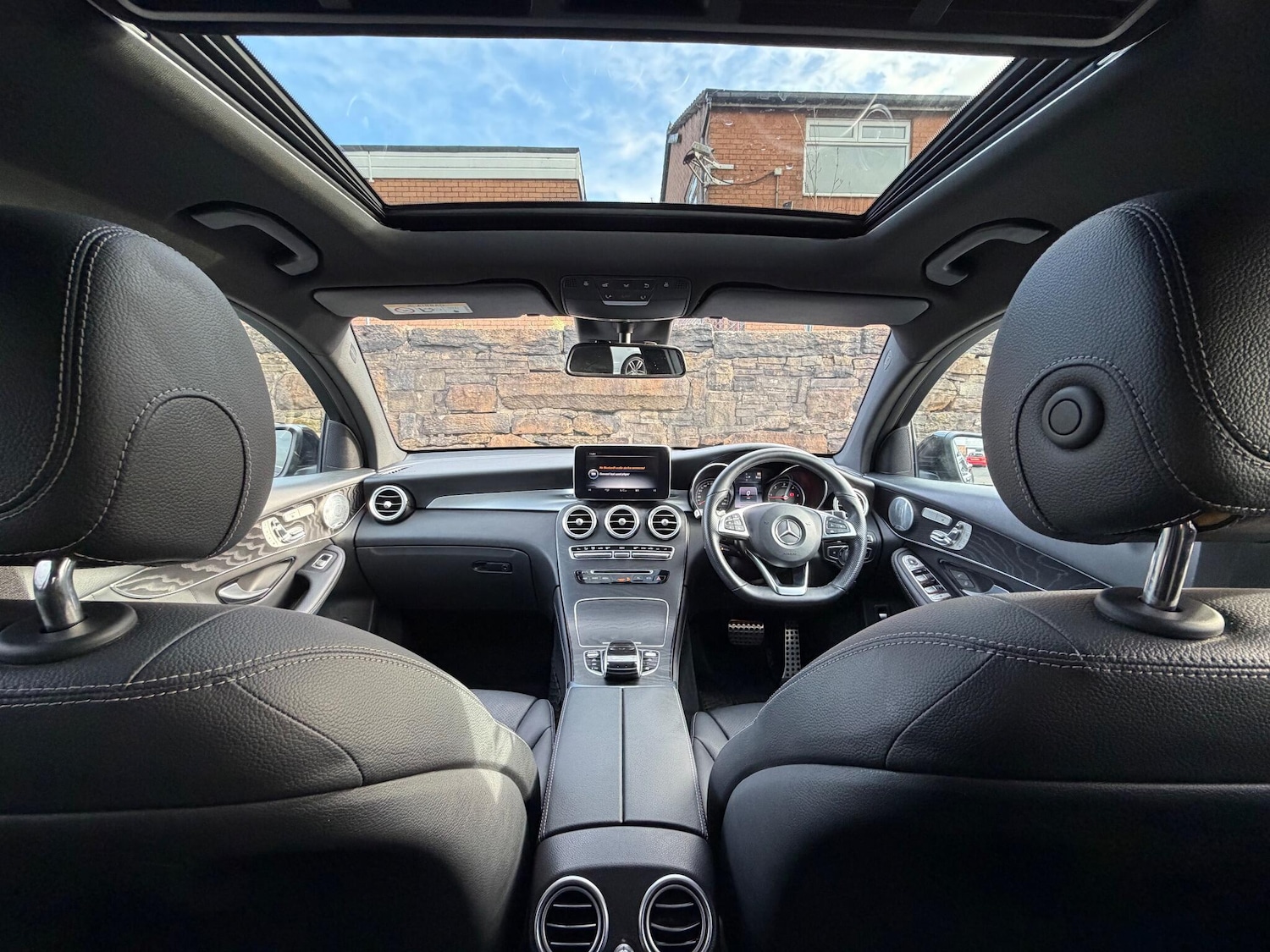 Used Mercedes-Benz GLC 2018 for sale - 76886826: Photo 11