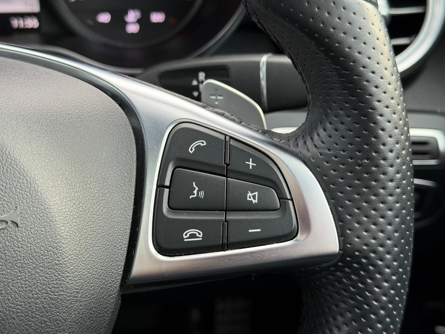 Used Mercedes-Benz GLC 2018 for sale - 76886826: Photo 27