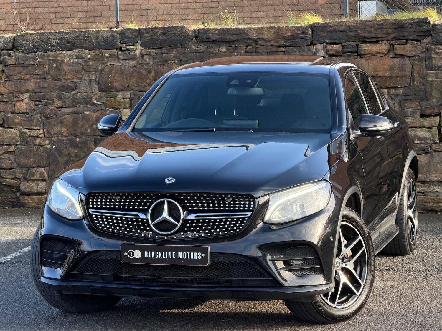 Used Mercedes-Benz GLC 2018 for sale - 76886826: Photo 3