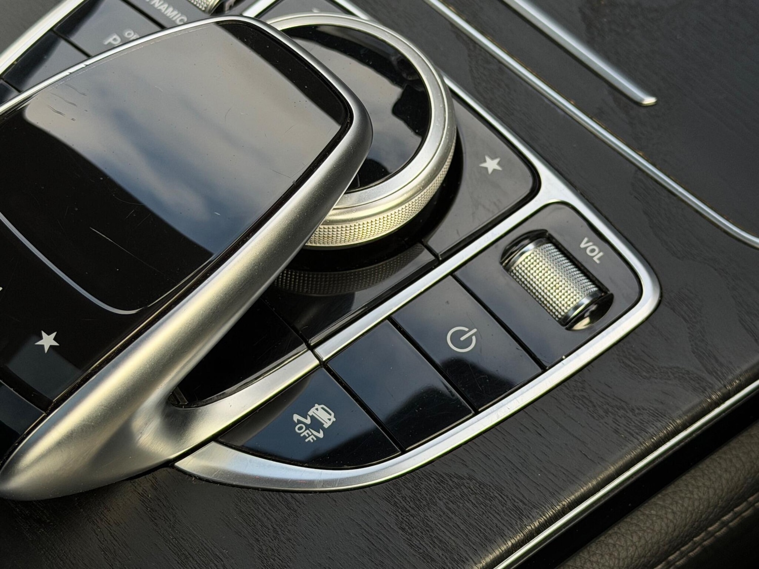 Used Mercedes-Benz GLC 2018 for sale - 76886826: Photo 42