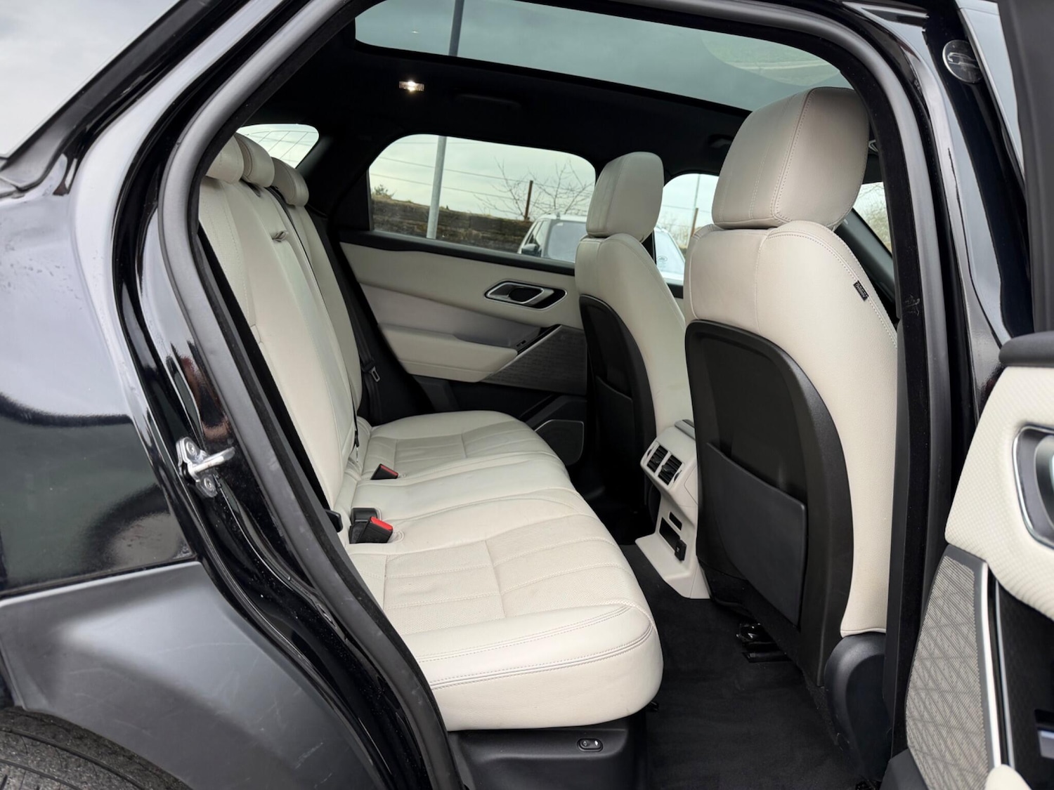 Used Land Rover Range Rover Velar 2019 for sale - 77456209: Photo 21