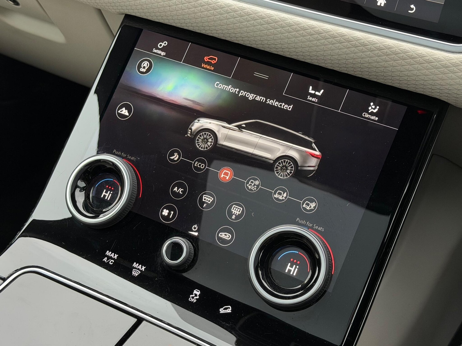 Used Land Rover Range Rover Velar 2019 for sale - 77456209: Photo 40