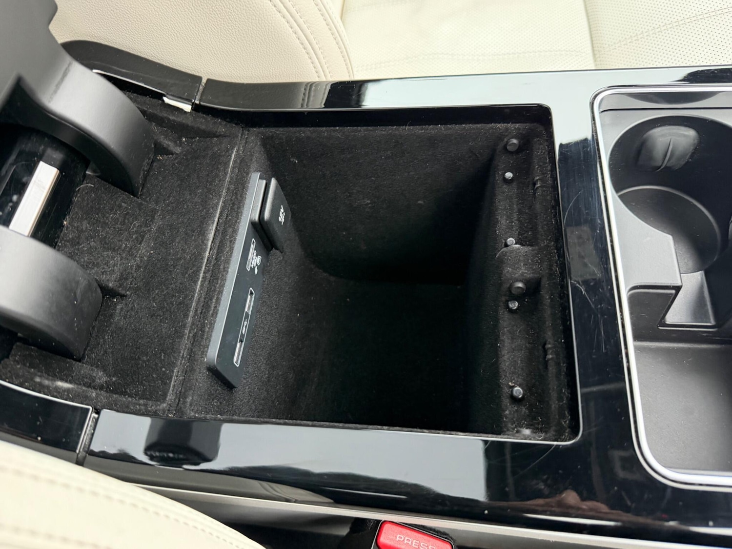 Used Land Rover Range Rover Velar 2019 for sale - 77456209: Photo 47