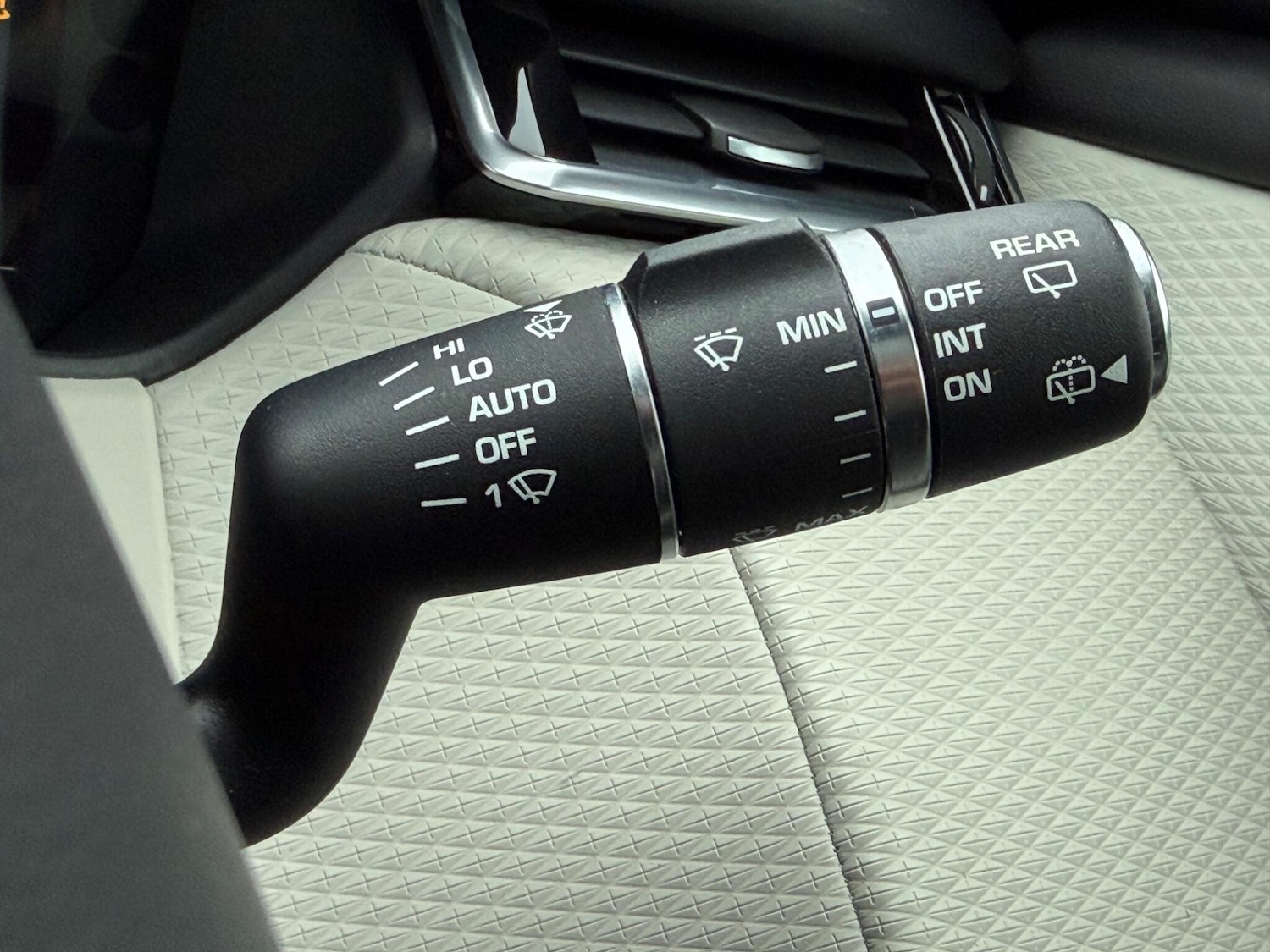 Used Land Rover Range Rover Velar 2019 for sale - 77456209: Photo 54