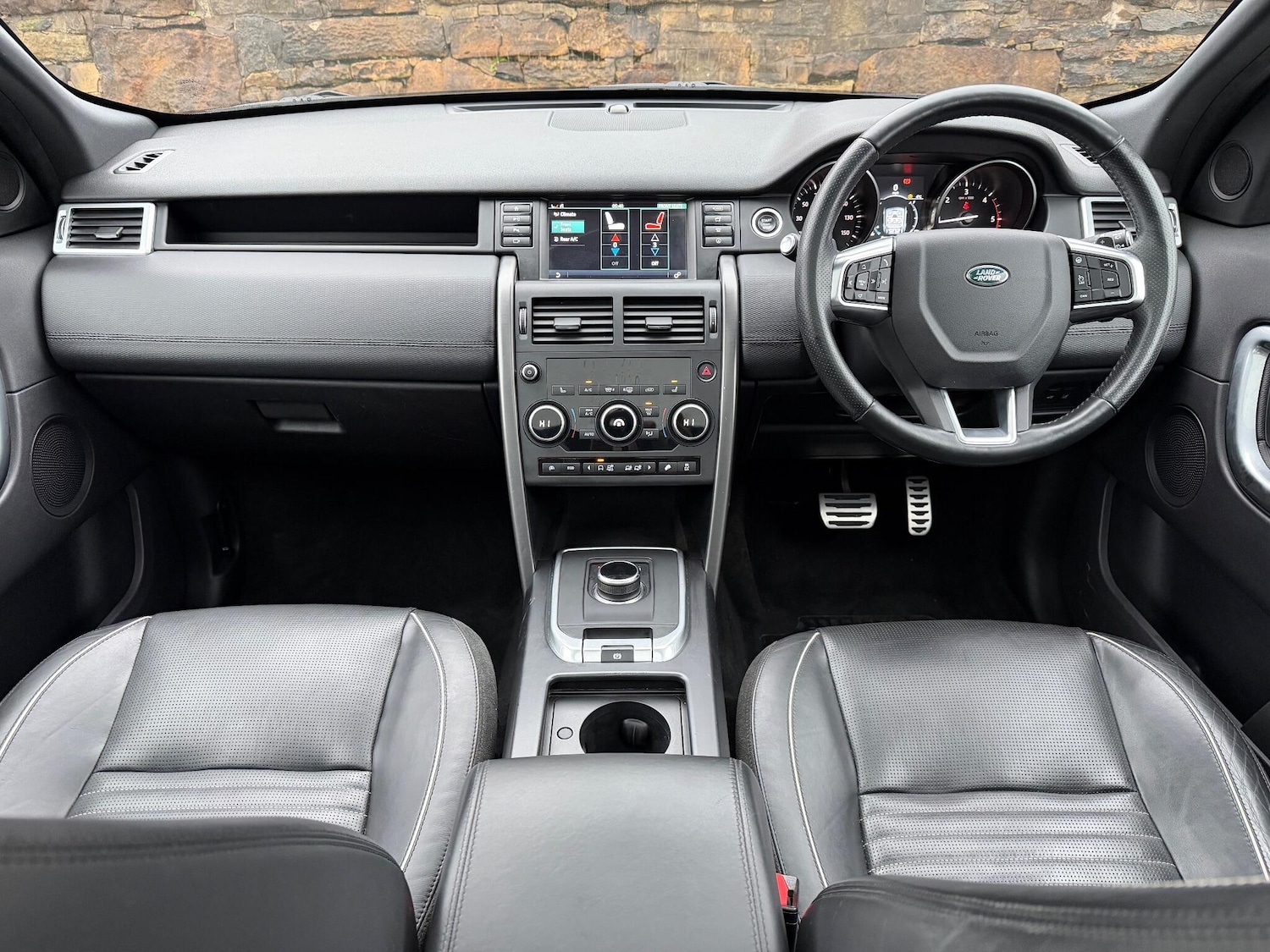 Used Land Rover Discovery Sport for sale - 76998917: Photo 11