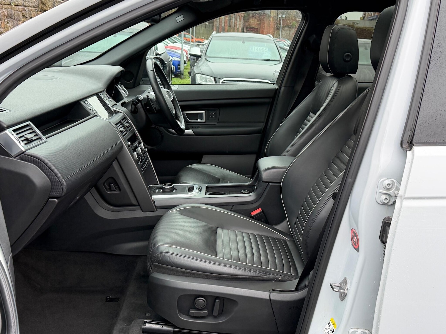 Used Land Rover Discovery Sport for sale - 76998917: Photo 16