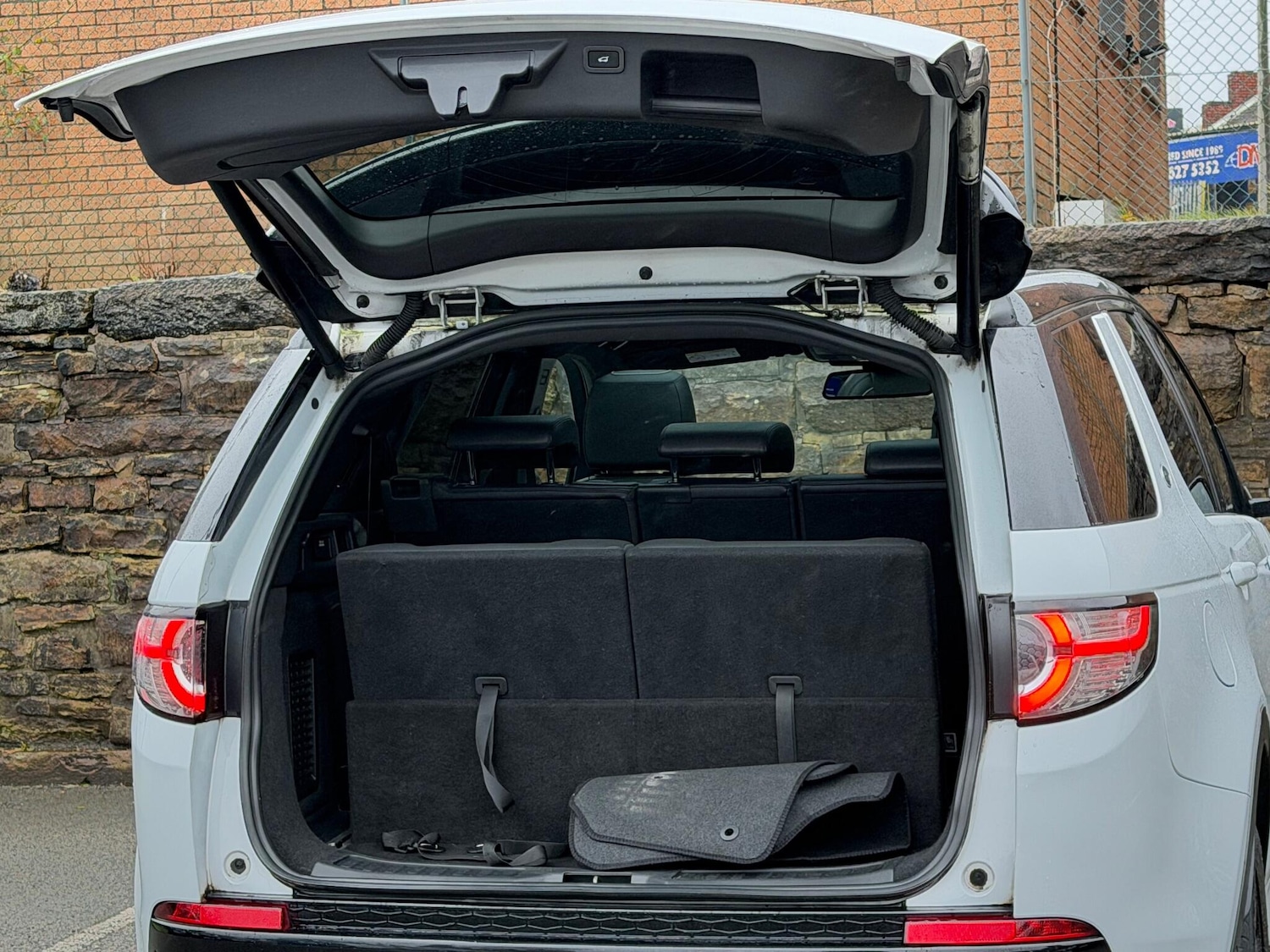 Used Land Rover Discovery Sport for sale - 76998917: Photo 21