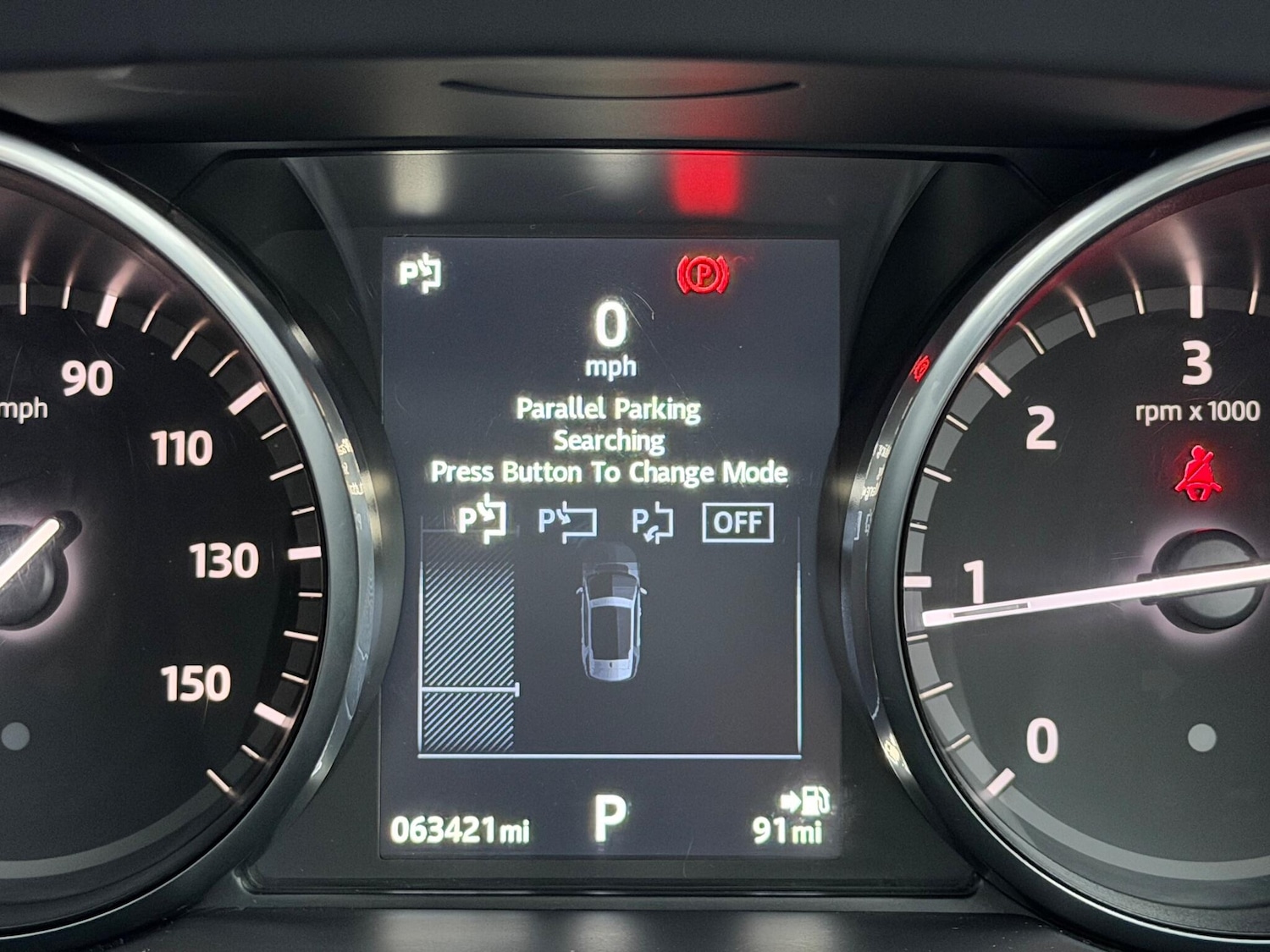 Used Land Rover Discovery Sport for sale - 76998917: Photo 25