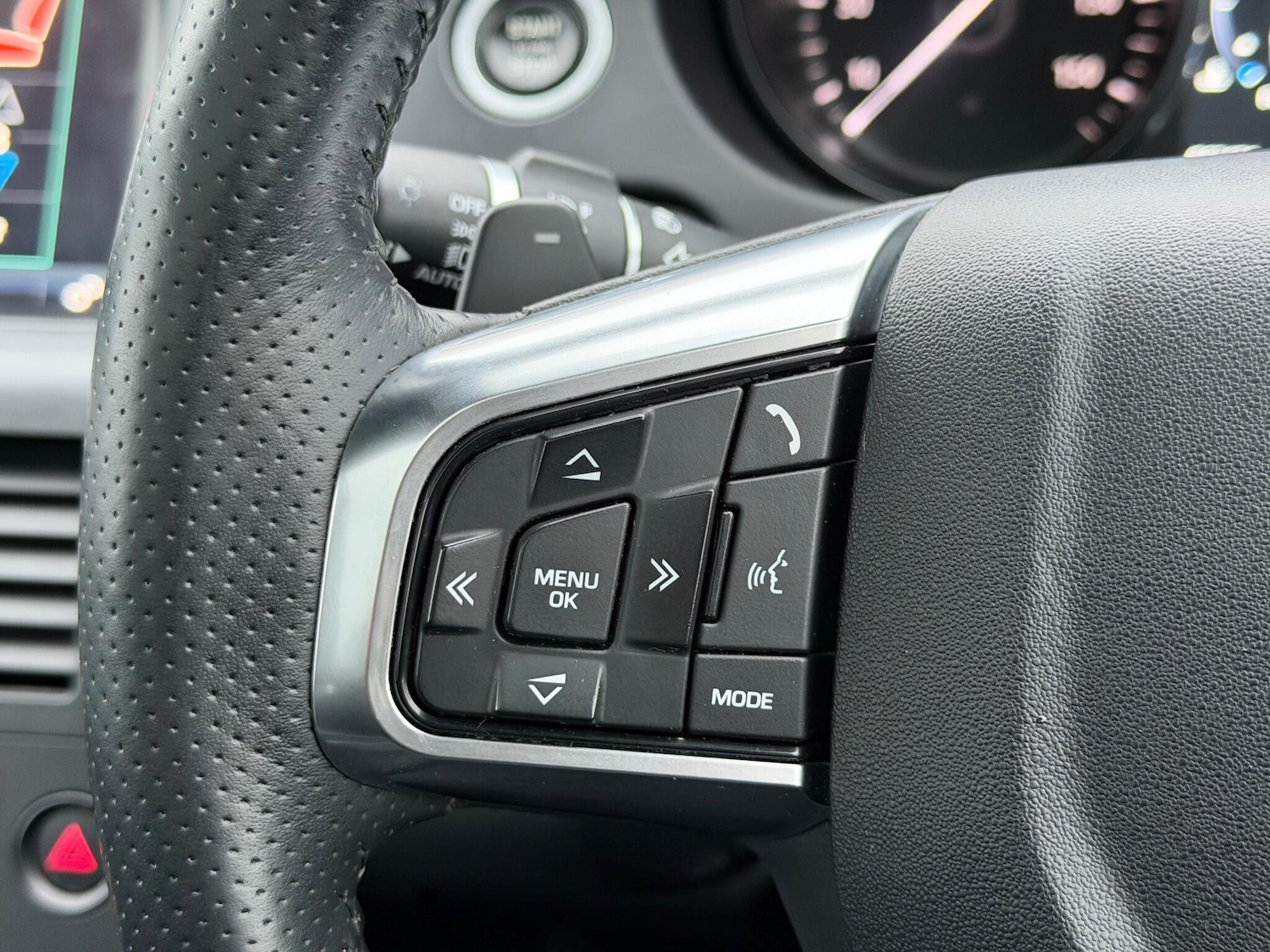 Used Land Rover Discovery Sport for sale - 76998917: Photo 29