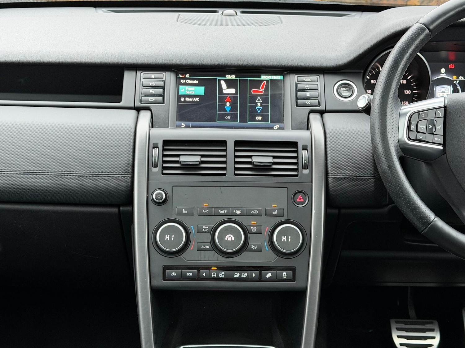 Used Land Rover Discovery Sport for sale - 76998917: Photo 30