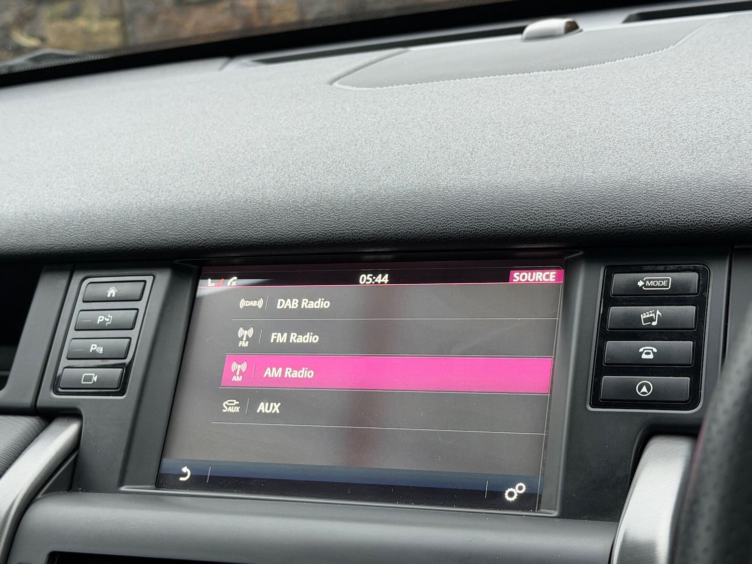 Used Land Rover Discovery Sport for sale - 76998917: Photo 33