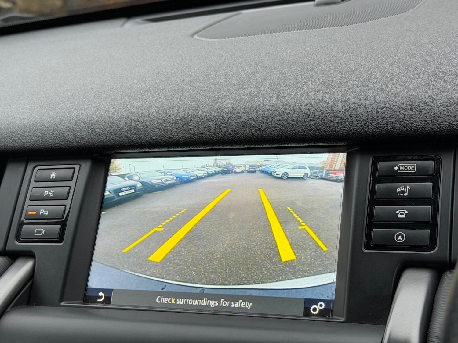 Used Land Rover Discovery Sport for sale - 76998917: Photo 35