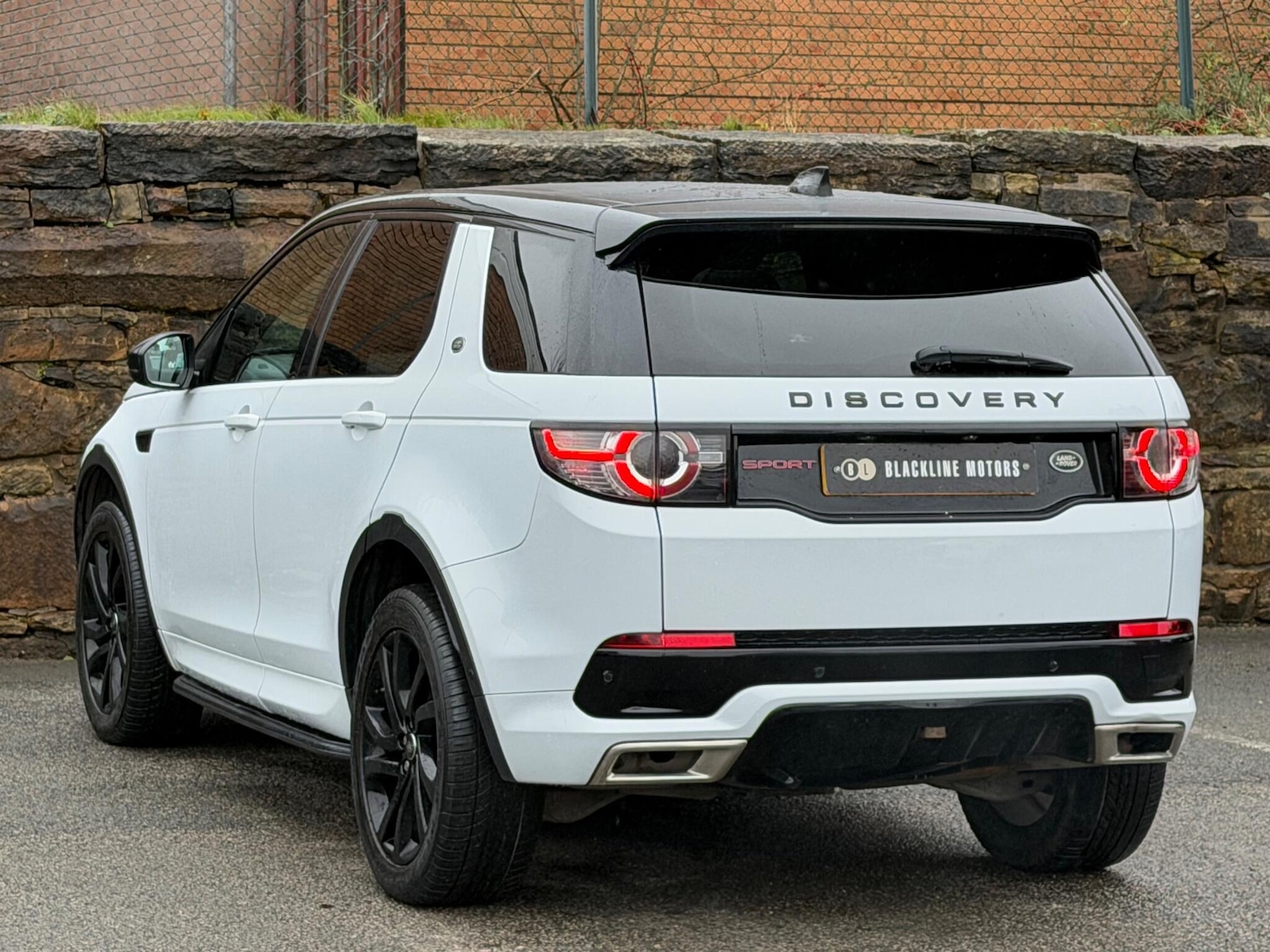 Used Land Rover Discovery Sport for sale - 76998917: Photo 5