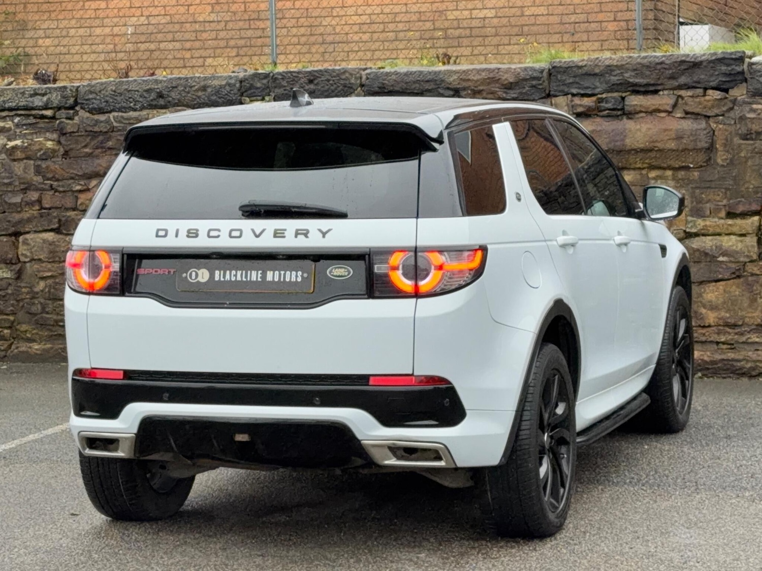 Used Land Rover Discovery Sport for sale - 76998917: Photo 8