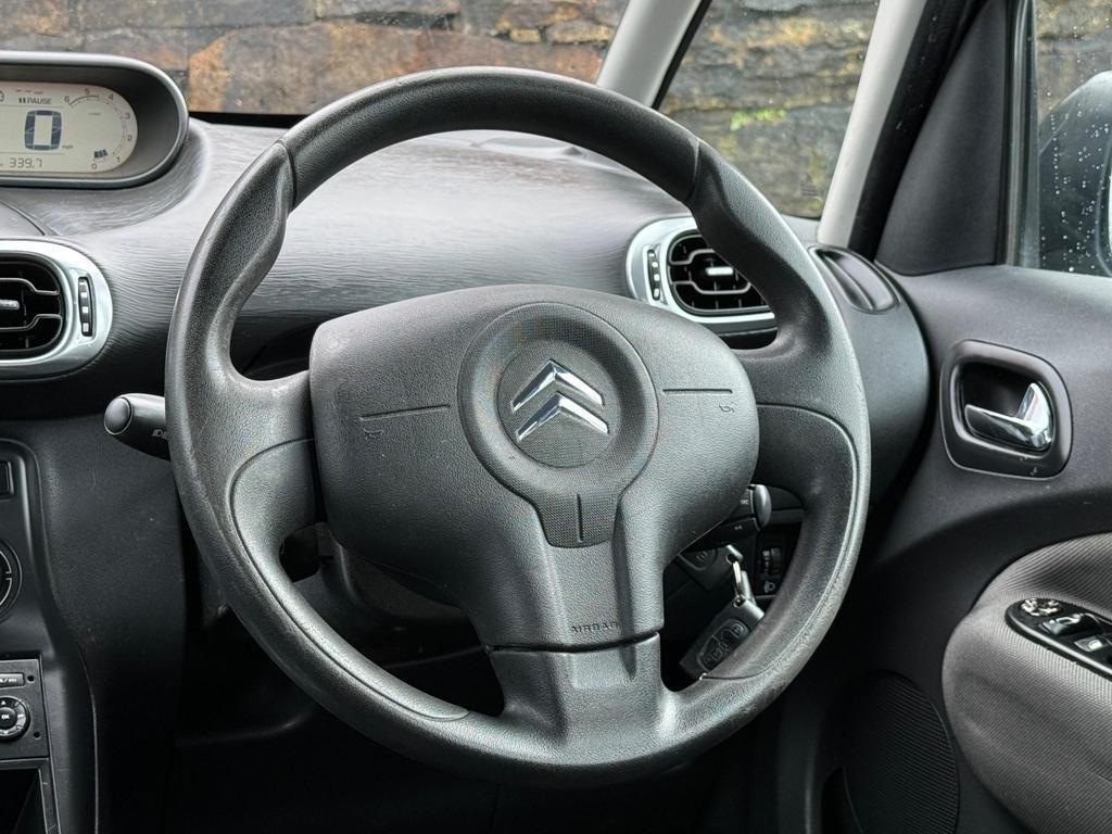 Used Citroen C3 Picasso 2010 for sale - 76995058: Photo 24
