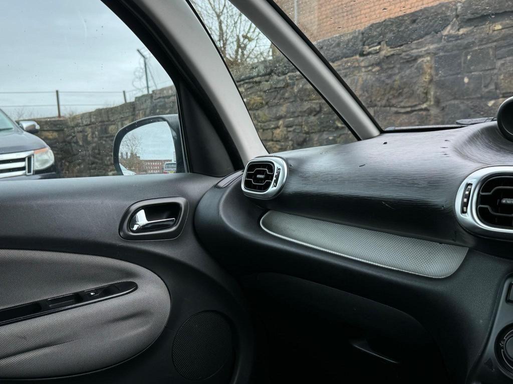 Used Citroen C3 Picasso 2010 for sale - 76995058: Photo 37