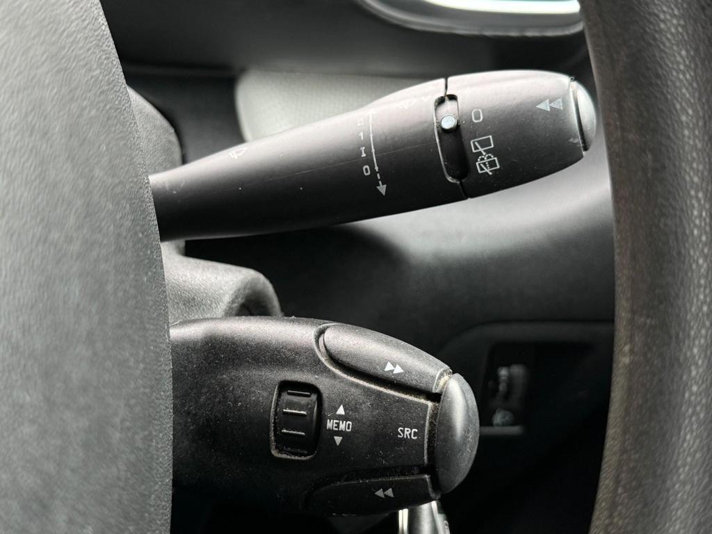 Used Citroen C3 Picasso 2010 for sale - 76995058: Photo 38