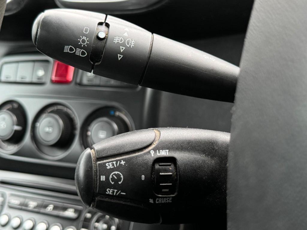 Used Citroen C3 Picasso 2010 for sale - 76995058: Photo 39